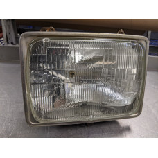 GTM307 Passenger Right Headlight Assembly From 2005 Ford E-350 Super Duty  5.4